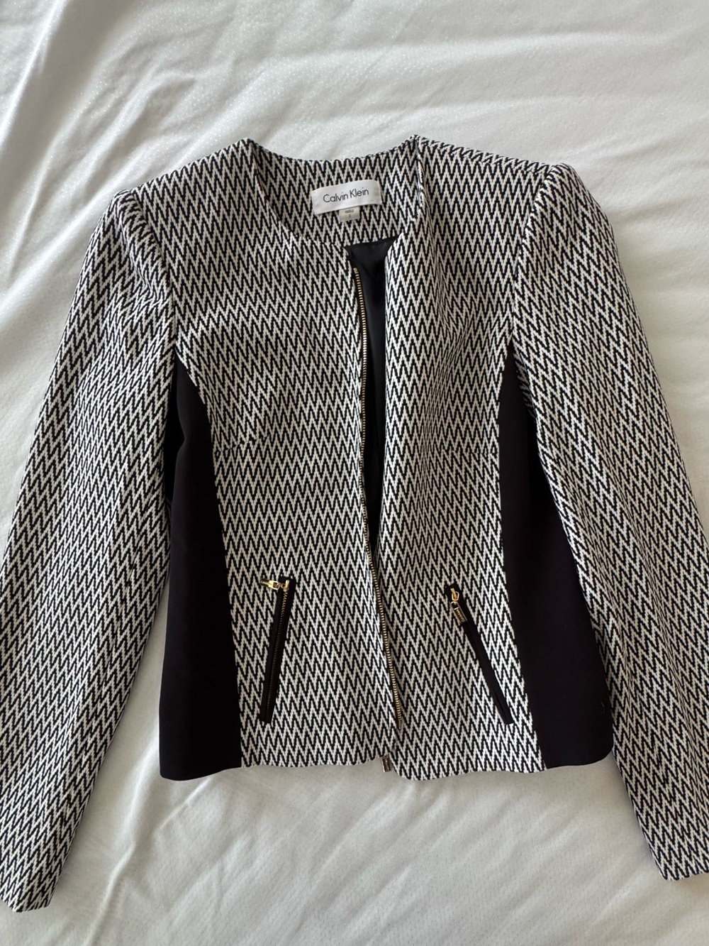 Calvin Klein Black & White Houndstooth Patterned Zip-Front Women's Jacket